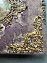 Load image into Gallery viewer, Purple Antique Album