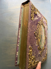 Load image into Gallery viewer, Purple Antique Album