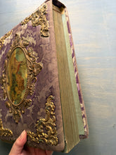 Load image into Gallery viewer, Purple Antique Album