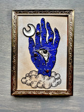 Load image into Gallery viewer, Held