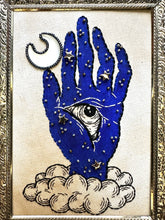 Load image into Gallery viewer, Held