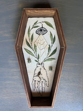 Load image into Gallery viewer, The Gardner's Hand