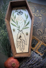 Load image into Gallery viewer, The Gardner's Hand