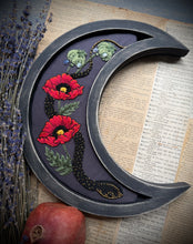 Load image into Gallery viewer, Crescent Poppy No 2