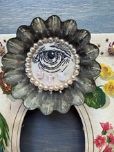 Load image into Gallery viewer, Jenny La Rue Frame