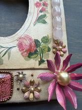 Load image into Gallery viewer, Jenny La Rue Frame