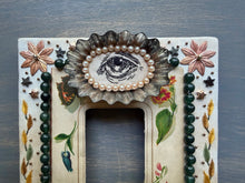 Load image into Gallery viewer, Viola Rose Frame