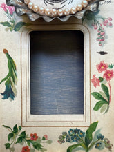 Load image into Gallery viewer, Cora Frame