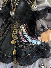Load image into Gallery viewer, Miss Crow