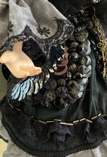 Load image into Gallery viewer, Miss Crow