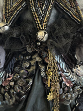 Load image into Gallery viewer, Miss Crow