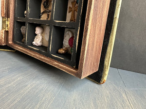 The Worlds Treasures-  Mini Hidden Curio Box