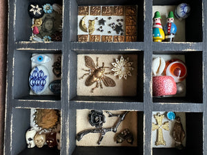 The Worlds Treasures-  Mini Hidden Curio Box