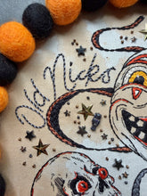 Load image into Gallery viewer, Old Nicks Circus Wreath