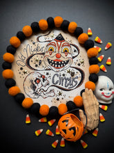 Load image into Gallery viewer, Old Nicks Circus Wreath