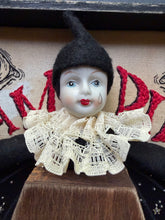 Load image into Gallery viewer, Vampiro!