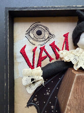 Load image into Gallery viewer, Vampiro!