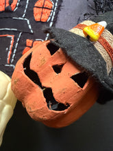 Load image into Gallery viewer, Haunted House Wreath