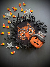 Load image into Gallery viewer, Small Owl Wreath