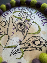 Load image into Gallery viewer, Fortune Teller Wreath