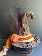 Load image into Gallery viewer, The Owl Hat