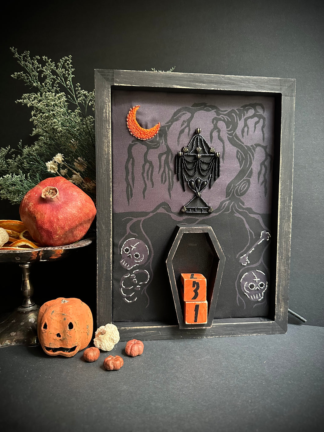 Remembrance Countdown- Charcoal