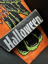Load image into Gallery viewer, Midnight Owl Halloween Countdown