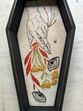 Load image into Gallery viewer, Cut Bouquet