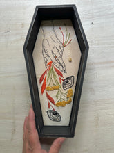 Load image into Gallery viewer, Cut Bouquet
