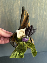 Load image into Gallery viewer, Mini WItch Hats