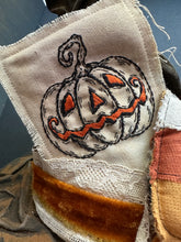 Load image into Gallery viewer, 11- The Pumpkin Hat