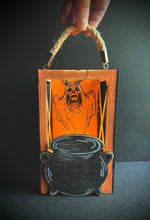 Load image into Gallery viewer, Ghost Lantern