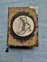 Load image into Gallery viewer, 18- Spell Book