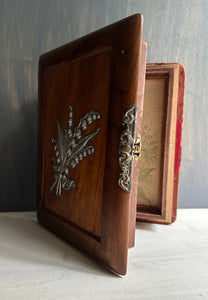 Lily Altar Box