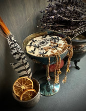 Load image into Gallery viewer, Honey Cup