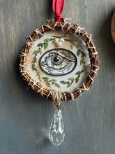 Load image into Gallery viewer, Emblem No. 9 Small Wreath