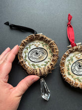 Load image into Gallery viewer, Emblem No. 9 Small Wreath