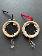 Load image into Gallery viewer, Emblem No. 9 Small Wreath