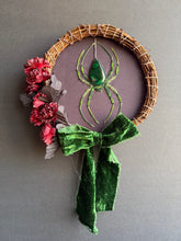 Load image into Gallery viewer, Festive Spider Wreath