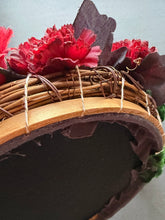 Load image into Gallery viewer, Festive Spider Wreath