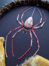 Load image into Gallery viewer, Frsoty Pink Spider Wreath