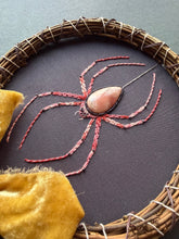 Load image into Gallery viewer, Frsoty Pink Spider Wreath