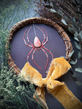 Load image into Gallery viewer, Frsoty Pink Spider Wreath