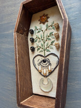 Load image into Gallery viewer, Emblem No. 2