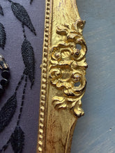 Load image into Gallery viewer, Victorian Bubblegum