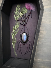 Load image into Gallery viewer, Thistle Spider