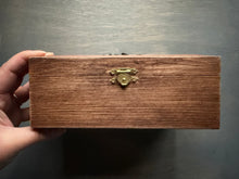 Load image into Gallery viewer, Thistle Serpent Box
